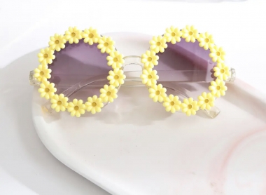 Daisy Sunnies 1